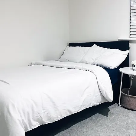 Homestay Luxury 8min To Center, Free Parking *
